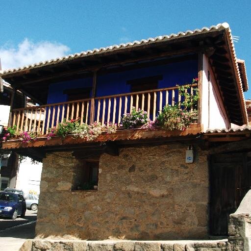 samornet's profile picture. Técnico en energías renovables  e  informática