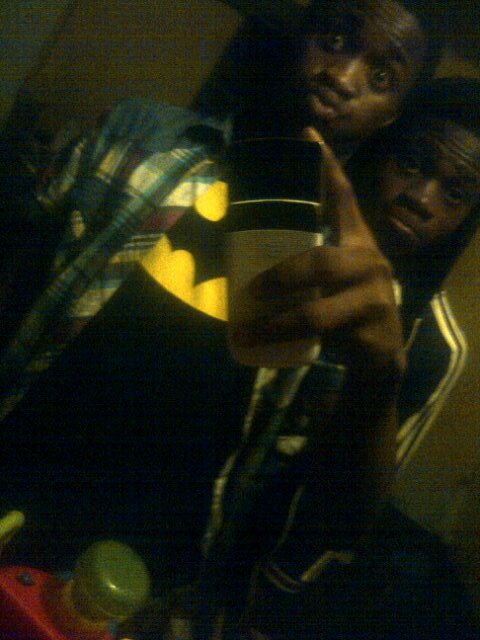 @iam_phaulh in d biulding.....so cool,fresh working hard nd playing hard..........