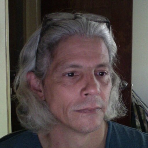 renelatouche's profile picture. Diseñador Gráfico y Artista Plástico