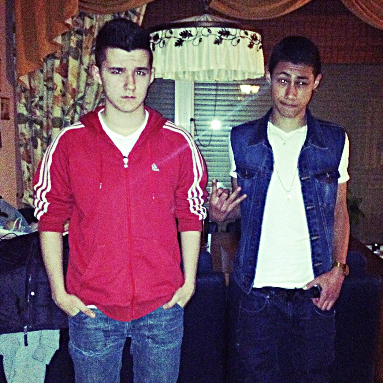 RealFurLife's profile picture. Dreamchaser / Insta; Realunlimited_ / Facebook; Yosue Gutierrez Rojo / Bro's before Ho's / Chc / Viva España! / #HalaMadrid #teamesp / 98 /