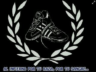 R.M.C.F.Un sentimiento no trates de entenderlo.