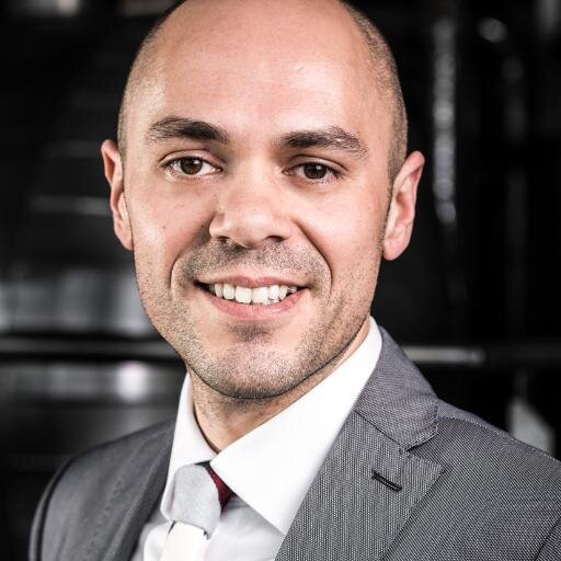 JL_Frast's profile picture. Ambitious, result-driven professional with rich expertise in business and politics | Graduated as Elite Master in International Law, Economics and Management |