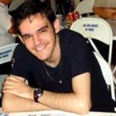 Gunner, Aprendiz de Violão, Estudante, Ex-Gamer, Siga-me quem puder ;)