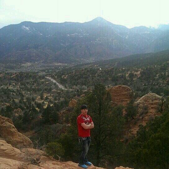 robb201193's profile picture. 