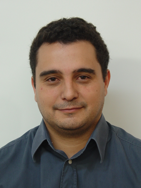 rmoraes09's profile picture. 