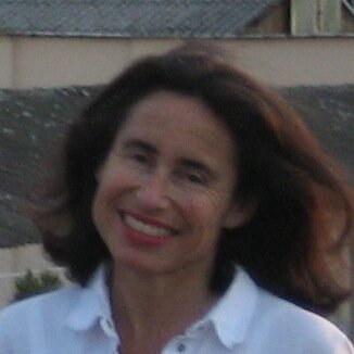 Passionate remainer! Author of The Diet Illusion. Obsessed with not dieting or gaining weight. Mother of 2, wife of less rotund husband since he read my book!