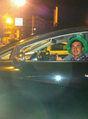 Desafiante del miedo, solo entiende mi locura quien comparte mi pasión...apasionado del motor, inconformista, soñador y amante de la vida