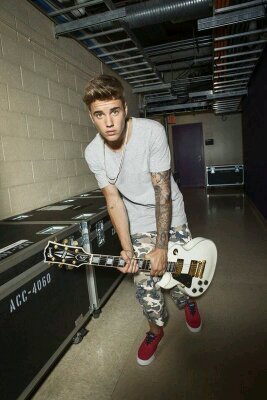 My idol Justin! The one and only JUSTIN DREW BIEBER!