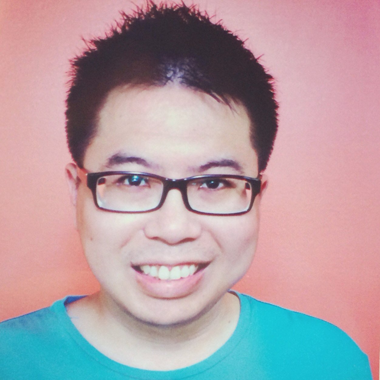 Digital enthusiast. Data junkie. Loves technology, digital ideas and a good workout session. Liverpool FC fan. Can't live without the internet.
