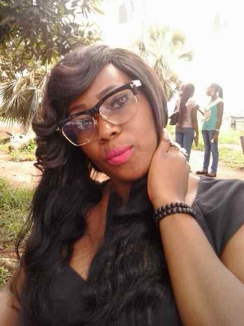Alwayz dat eazy ladi wit d smile