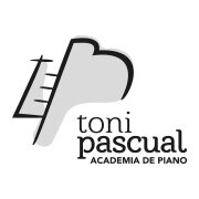 Especializados en la enseñanza del piano, para todos los niveles y edades, siendo nuestra máxima finalidad crear pianistas clásicos.