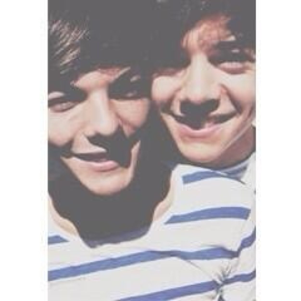 I love harry, but he loves louis. Do you see the problem there?