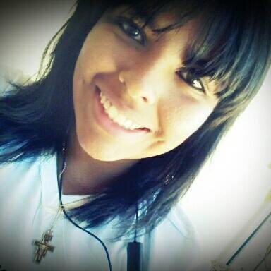 Basta um sorriso e o Dia vence a Noite, a Vida vence a Morte e a Fé vence a Dor ♫