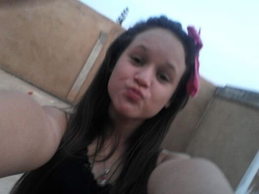 AndreaLokiita! enamorada jamas el quien logre enamorarme lo felicito...One Direction y Cancerbero mis idolos...Perro que ladra no muerde