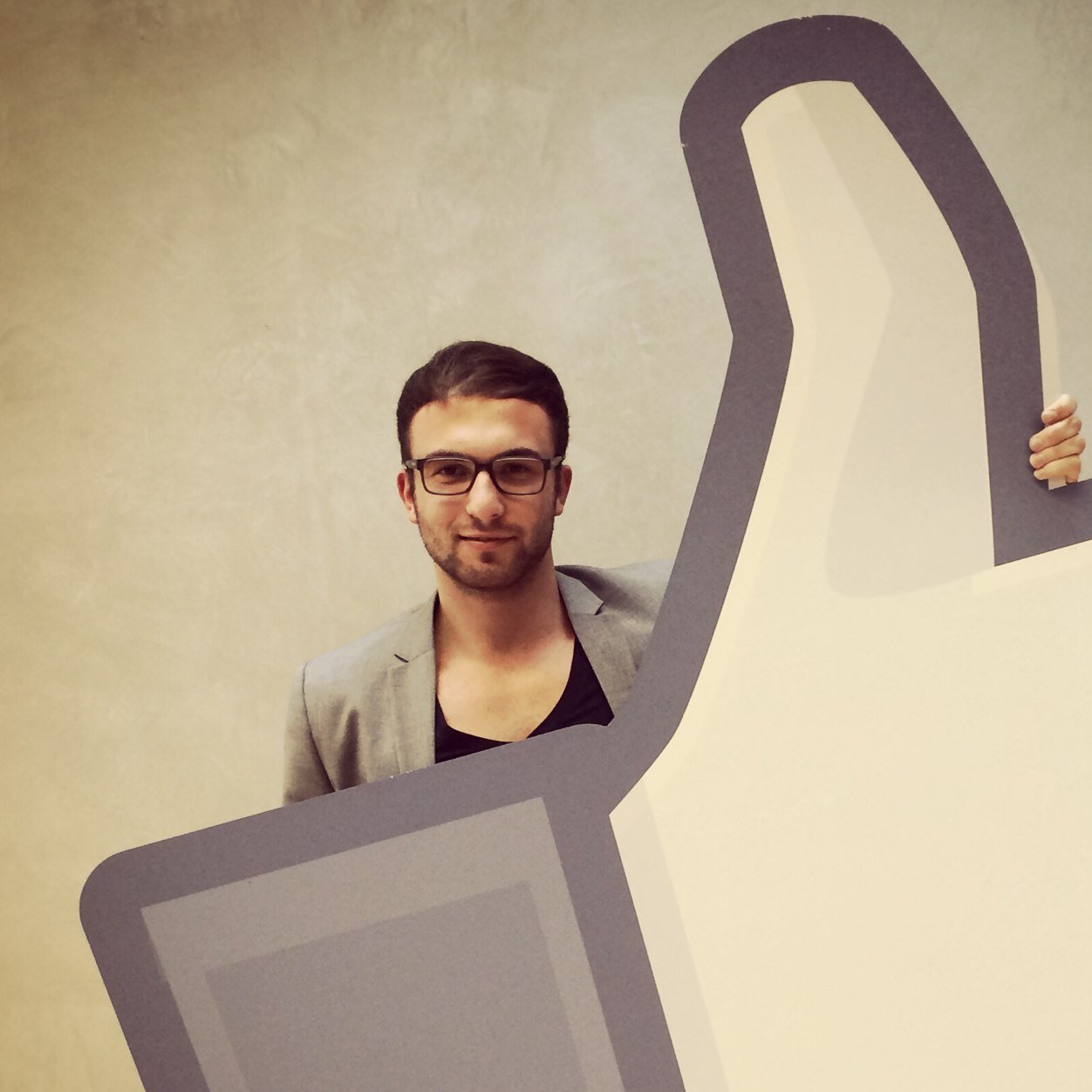 Social Media Manager | Agenturinhaber - Alle Info's zu meiner Person haben hier einen Platz gefunden: https://t.co/xr7iLqGCmM