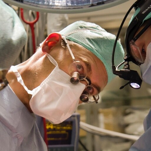 Uro-Oncologist, associate professor, Department chief, father of 3. #TPS #YNWA