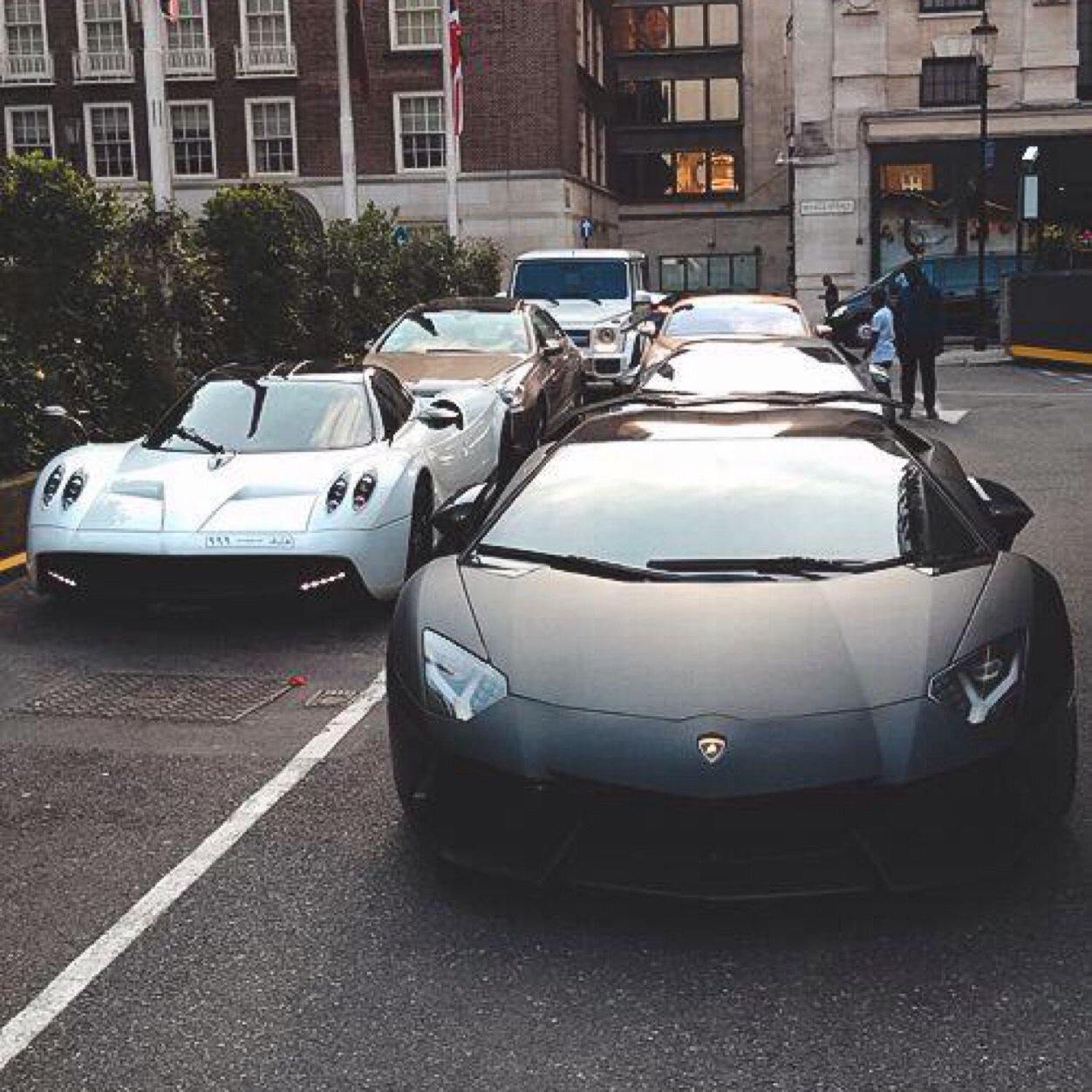 ⚡️the dopest cars on twitter ⚡️