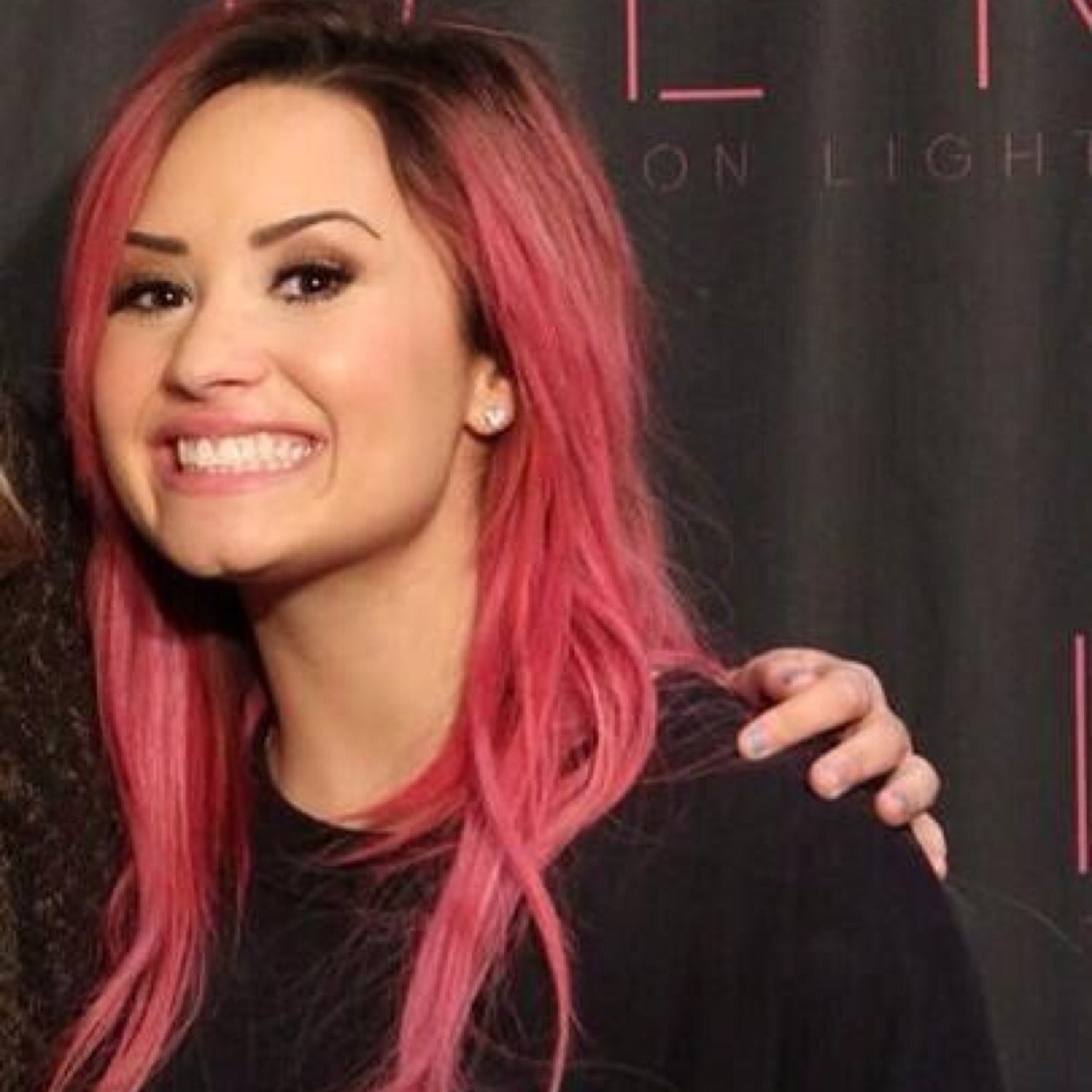 Been with Demi since the Demi & Selena Show. 2/19/14 was the best day of my life #NEONLIGHTSTOUR