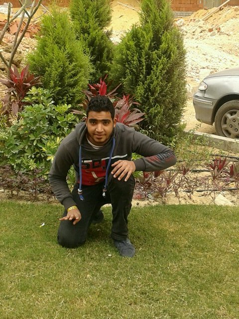 myosif615's profile picture. 