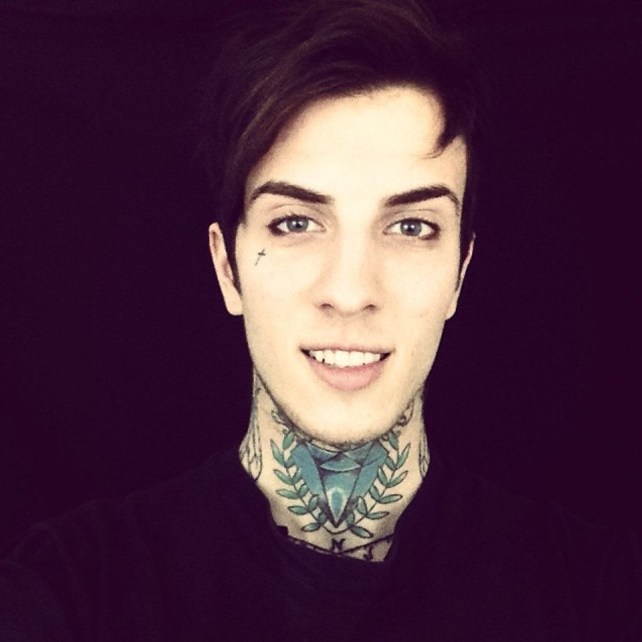Follow me on insta! @chainsawsheron