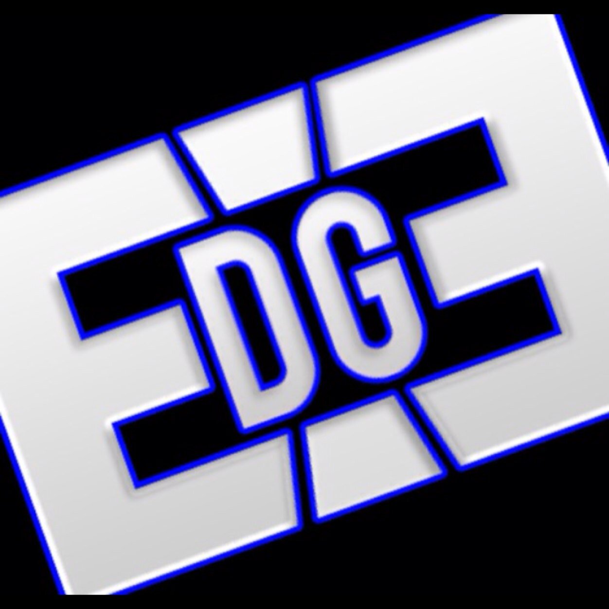 Amateur Call of Duty team for @TeamEdgeMLG. | Roster - TBD, TBD, TBD, TBD. | Sponsored by @EvilControllers, @GammaLabs, and @CinchGaming