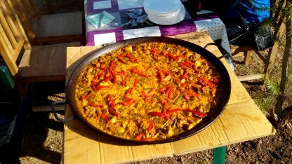 Trabajador, me gusta mi familia y Benalmádena.