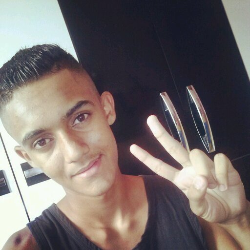 ;3    WhatsApp : 9 83207683