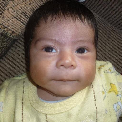 Soñadora,Alegre,Sencilla,Divertida y por mi hijo doy la vida...........!!!!!!!!!!