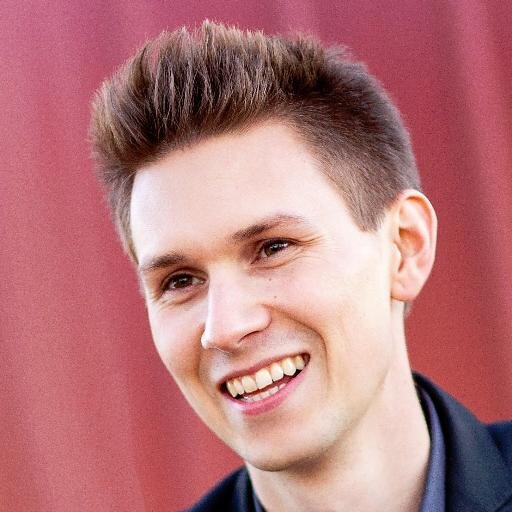 By Day: IT Analyst working with #D365FO. Tweet about: Business, a dash of #yegfood and stuff happening in Edmonton. Mastodon: drewforward@mstdn.ca