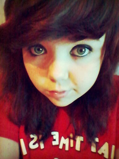 im michelle and im awesome and I love music