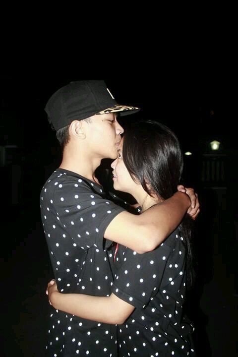 hidup bersama kamu itu bahagia @toni_wijayaa  ♥♥♥
