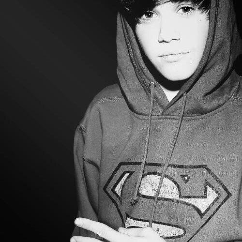 follow @cyrusbiebs