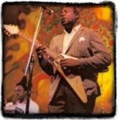 Blues, 기타, 낚시, 당구등을 좋아하는 대구총각 입니더.