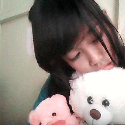 Frozen{} elsa{}
Do not follow me!