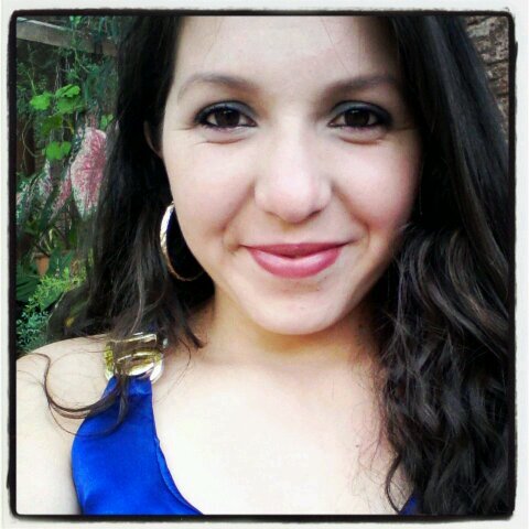 amoooo a mi flia.. Cerrista de corazon... futura Contadoraaa :) y @EndlessCRE