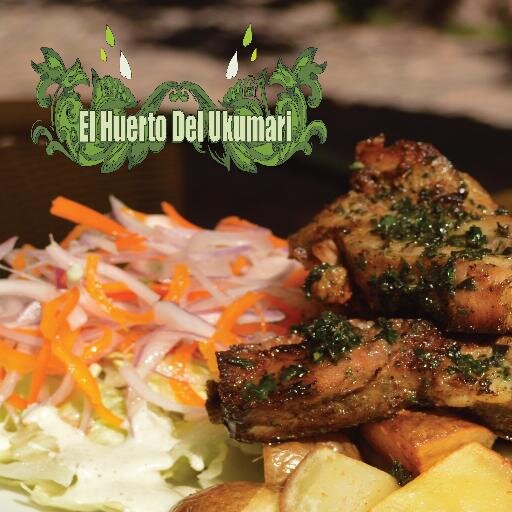 Restaurante Campestre: Cerdo en caja china,cordero al carbón,parrillas,además de  gustosos platos de cocina regional, deliciosos postres y helados naturales.