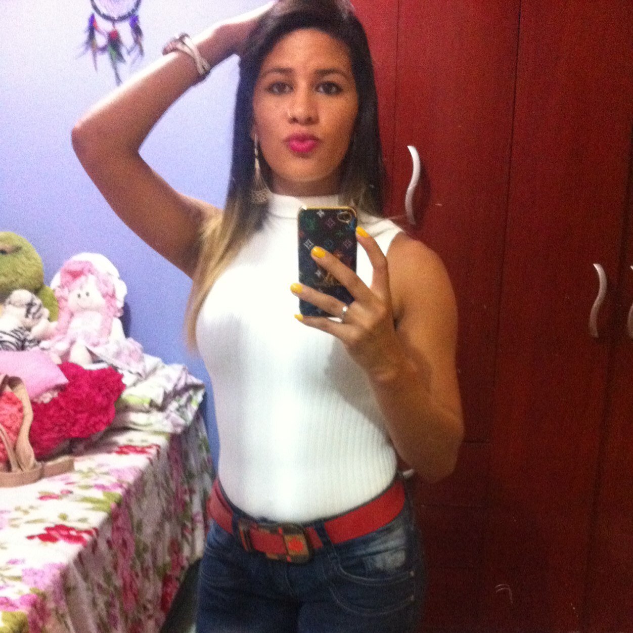 O AMOR PODE MORRER NA VERDADE, A AMIZADE NA MENTIRA.