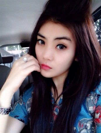 athya_ayu's profile picture. Only a Simple Woman | Kenali diri sendiri sebelum mengenal diri orang | Dunia ini hanya persinggahan sementara