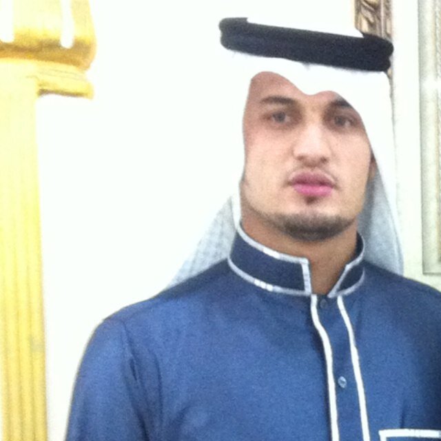 رجل بسيط ........... : وهنا امثل اوهامي ولا انصح فـي متابعتي .. واكبر امالي : ان الله يغفر جميع ذنوبي !!حببي للنصر. وعشقي للملكي
