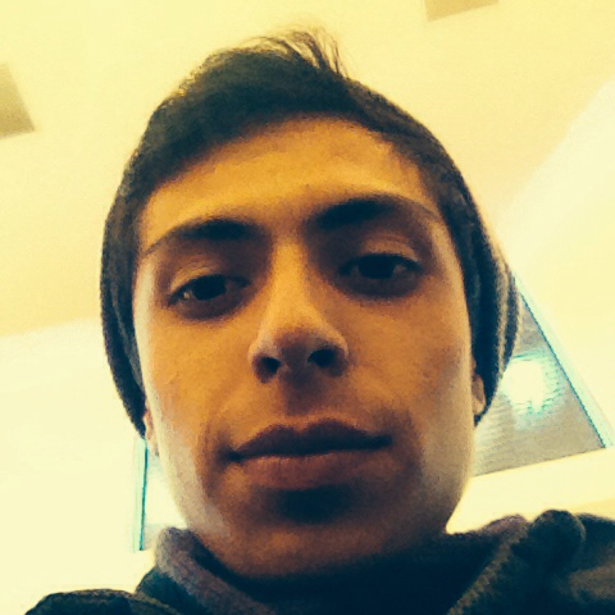 Andres20112776's profile picture. Vivir y disfrutar de la vida que no hay nada mas que hacer :)