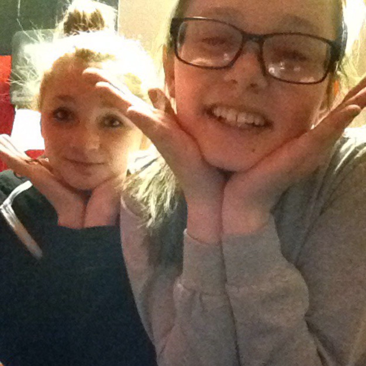 KateAllisonk22's profile picture. Hi(:
My talents include--- modeling, singing, dancing, being socially awkard and and plus, i have the longest set record for being single. Idk why. Just doooo.