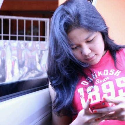 teresstyess's profile picture. instagram : @theresiaapriliani [ M ]