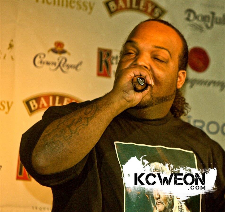 OFFICIAL TWITTER OF COMEDIAN/RECORDING ARTIST OG RON FROM KC.  EMAIL ogron1977@gmail.com FOR BOOKING.