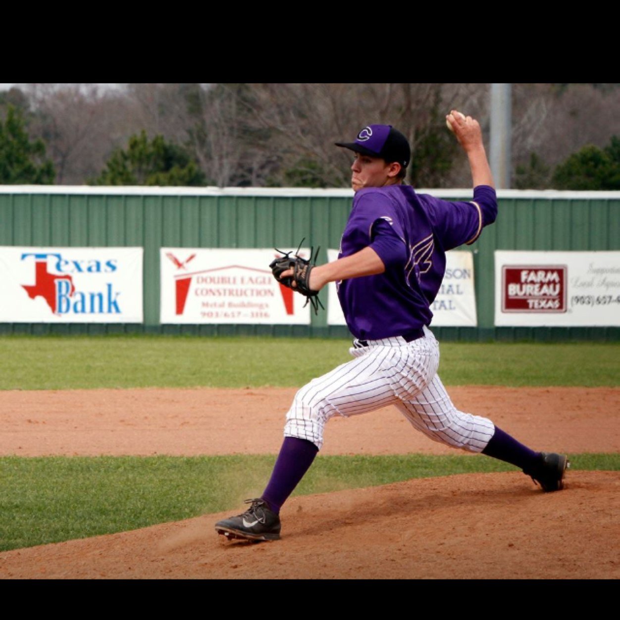 Im a freshman at chickasha! Sports are life! Oklahoma State! Yankees! Baltimore Ravens! Love baseball!!!⚾️