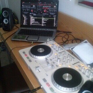 Connected Junky I Love my House bbm Pin 26334086 I always follow back_☺