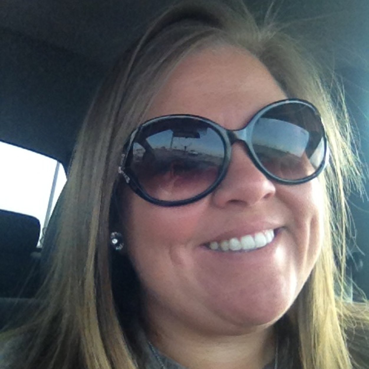 God is my 1st Love!!! Special needs nanny!!! CHRISTMAS is an everyday celebration!!!