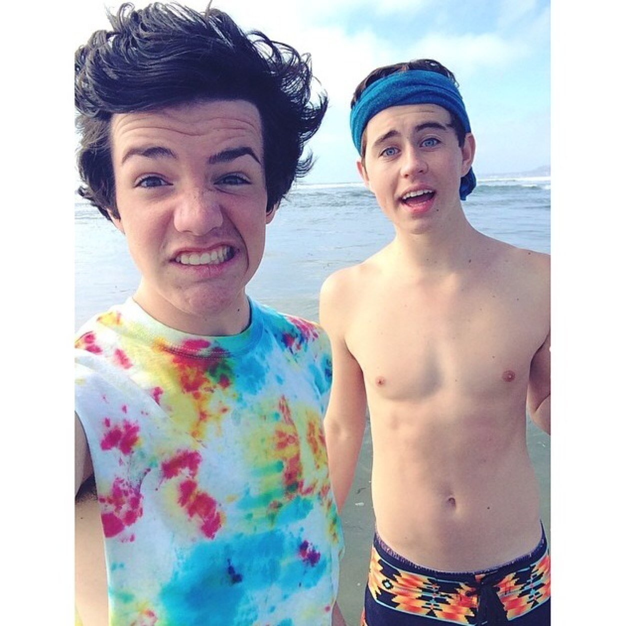 free follow!! could you please follow @highonmatt ilysm❤️