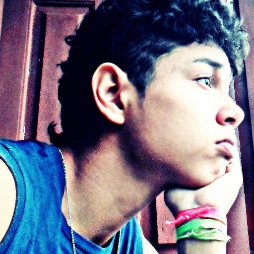 -O que você tem, todo mundo pode ter, mas o que você é ninguém pode ser!
