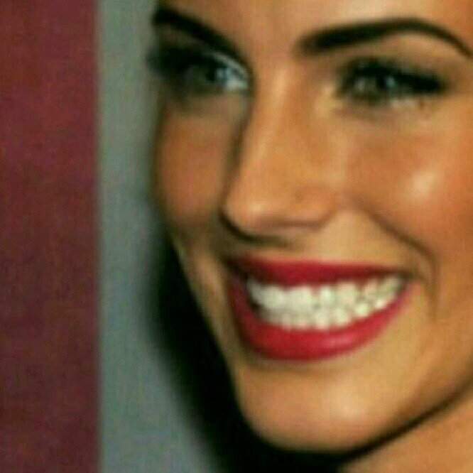 ‏‏‏‏‏‏‏لآ آححد يملگ آلكمال سسوى اللـّﮧ وححده فلآ تغتروآ بـ انفسگم كثيراً