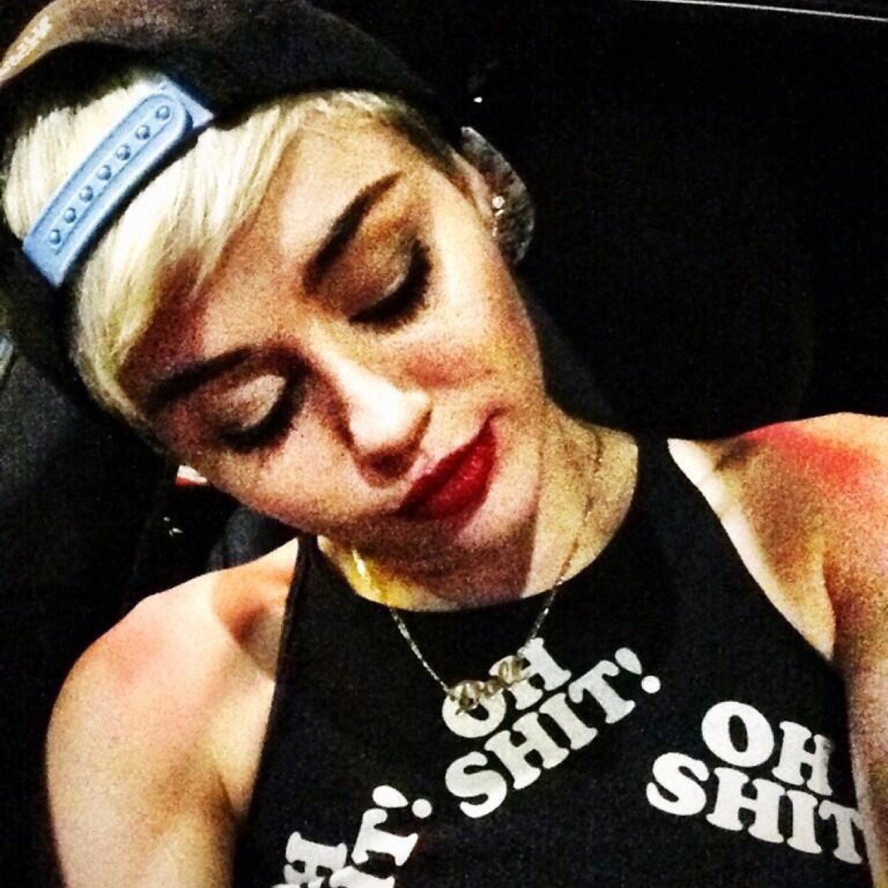 I love MileyＣyrus I love LeonardoDiCaprio
